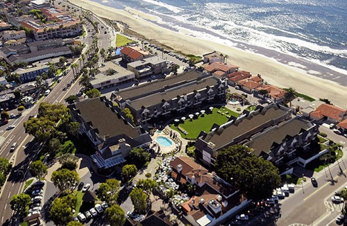 Carlsbad Village Condo | Steps from Beach **May 29th - June 5th** Wheelchair Accessible - Sleeps 4