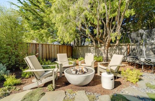 Half Moon Bay House | Steps to Ocean: Luxe Family Home in Half Moon Bay!