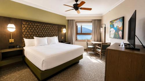 Tahoe Village Apartment | Studio at Ridge Lake Tahoe Includes Tours Activities app and Travel Card