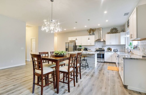 Clovis Cottage | Stunning Clovis Home ~ 1 Mile to Old Town!