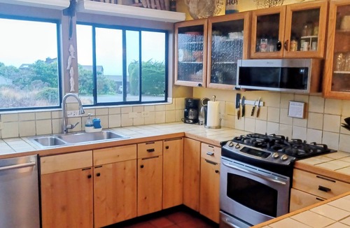 Sea Ranch House | Stunning Skydeck. Hot Tub. Walk to 2 Beaches, Rec Center, Bluff Trail and Lodge.