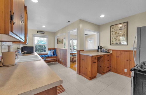 Julian Cottage | SUMMER FUN IS HERE! WALK TO JULIAN FREE HIGH-SPEED INTERNET.