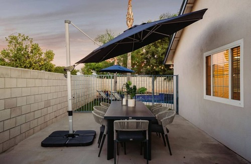 Placentia House | Sunlit Oasis: Heated Pool & Jacuzzi | Near Disney