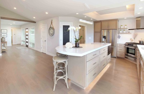 Eastside Santa Cruz House | Sunny Cove Beachfront Beauty!