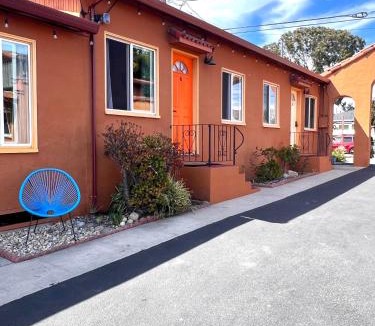 Eastside Santa Cruz Hotel | Sunny Cove Motel
