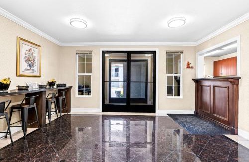 Castro Valley Hotel | SureStay Hotel by Best Western Castro Valley