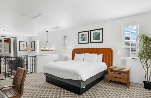 La Quinta Apartment | SV006 Stylish Spa Villas Upstairs Studio Suite