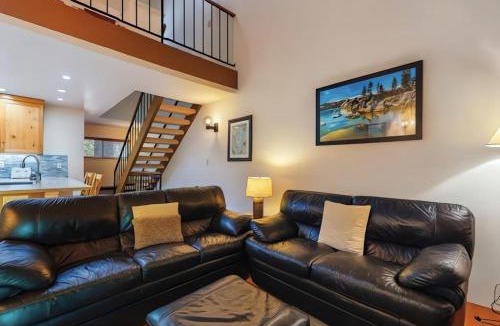 Carnelian Woods House | Tahoe condo with hot tub central AC fireplace gas grill & balcony