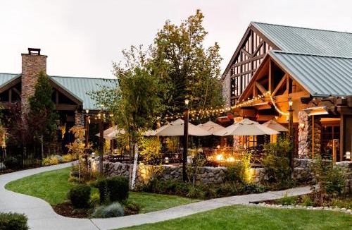 Fish Camp Resort | Tenaya at Yosemite