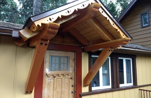 Twin Peaks Cabin | The Alpenglow Cottage!