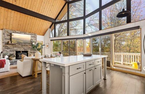 Lake Arrowhead House | The Crown A-Frame Gated Central AC Lake Access