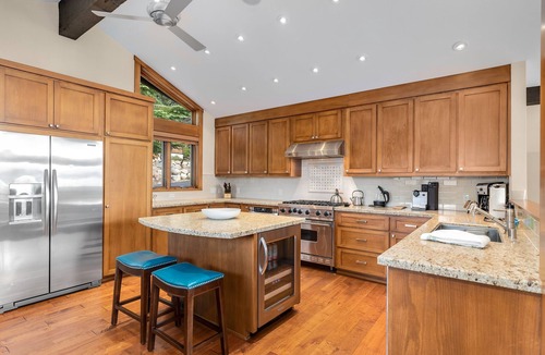 Lake Forest Cabin | The Pear House - Beautiful Dollar Point Home with Tahoe Views, Private Hot Tub, Pool Table