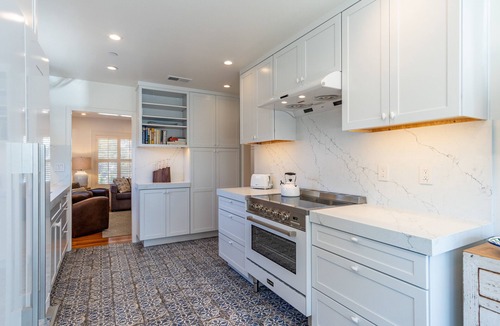 Northeast Carmel House | The perfect Carmel-by-the-Sea Hideaway cottage "La Cachette"