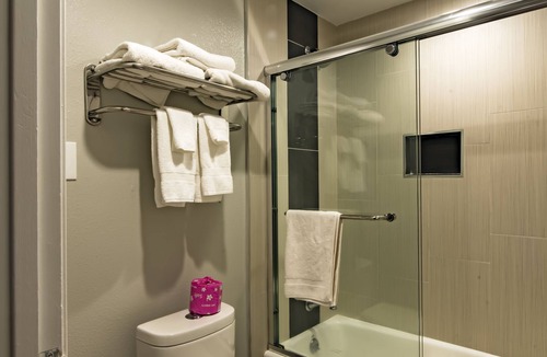 Outer Sunset Hotel | The SeaScape Inn