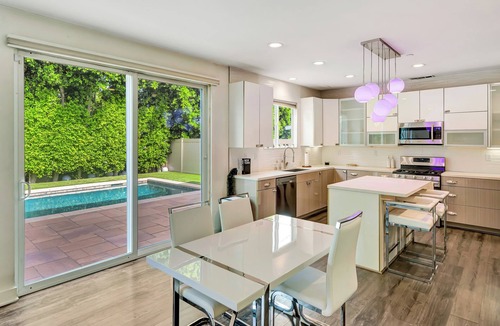 Winnetka House | The Stagg Lane Retreat