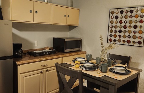 Lemon Grove Apartment | The Vintage Hideway