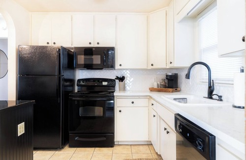 Oroville House | The Vintage Nest, a peaceful retreat in the heart of Oroville, CA