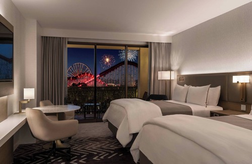 Anaheim Resort Hotel | The Westin Anaheim Resort
