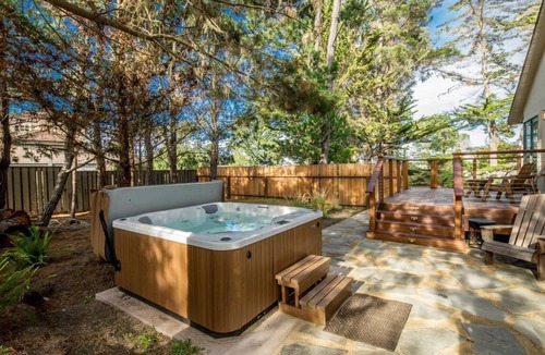 Del Monte Forest House | The Wheelhouse - Pebble Beach House - Luxury near MPCC Golf and Beach