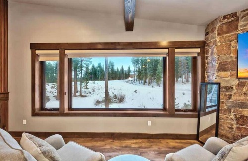 Truckee House | The Wilderness Lodge@NS: 9BR/11.5BA, AC, Fire Pit