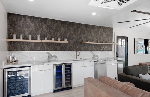 Parker Strip House | The Winner’s Circle: Waterfront Private Dock, Boat Ramp & River VIEWS!