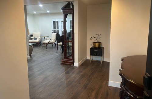 Thousand Oaks Bed & Breakfast | Thousand Oaks Luxury Home Rooms - Private & Shared Bath Options
