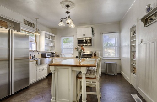 Fetters Hot Springs-Agua Caliente House | Timeless Charm, Modern Comfort close to everything
