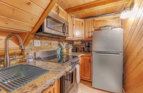 Tahoe Village Apartment | Tramway Loft Cozy Stay for 4