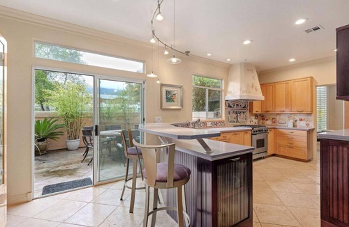 Toro Canyon House | Tranquil Carpinteria Villa with pool and jacuzzi. Minutes to beach and shopping.