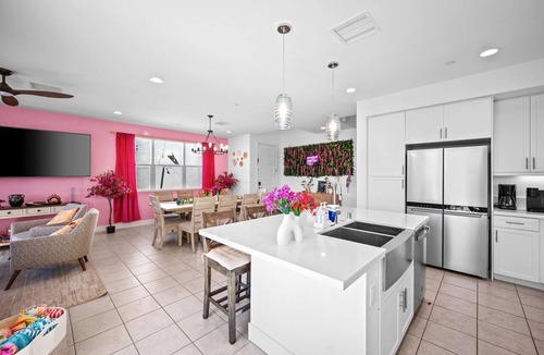 Terra Lago House | [TRENDlNG] Cozy 4BR w/View + Private Pool + Lanai
