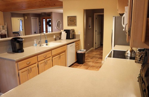 Twain Harte Cabin | Twain Harte, Sugar Bear Cabin near snow parks and Dodge Ridge. Cozy Cabin