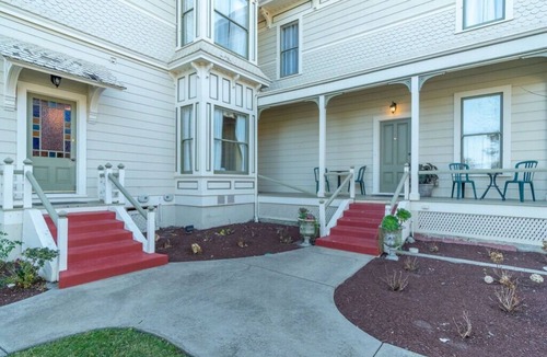 Salinas House | Two-Bedroom King Suite Monterey Area