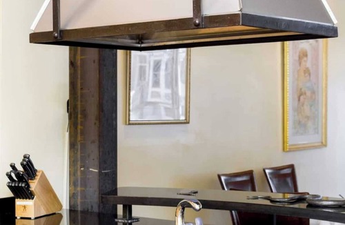 Potrero Hill House | Two Bedroom, Two Newly Renovated Bathrooms, Deck