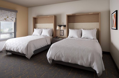 Barstow Hotel | Two Modern Rooms w/Free Breakfast Near I-15 + Famous Route 66 Museums!