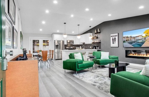Coachella House | Ultimate Coachella Stay: Pool & Fun & pickleball