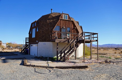Barstow House | Unique Dome Home in Barstow w/Game Room & Private Spa!