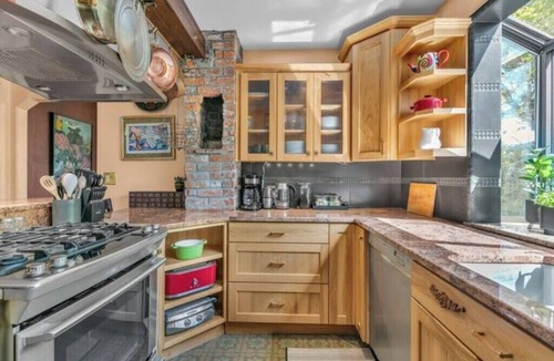 Central Tacoma House | Unique Urban Sanctuary