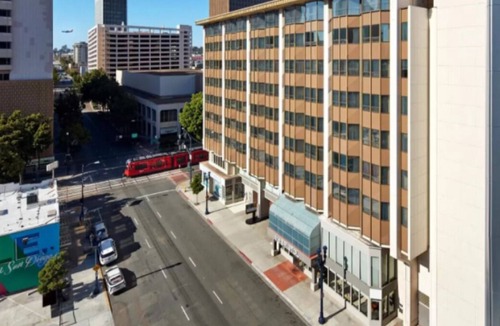 Civic Core House | Vacation Day Is Always A Great Idea! 3 Great Units, Short Drive to Balboa Park