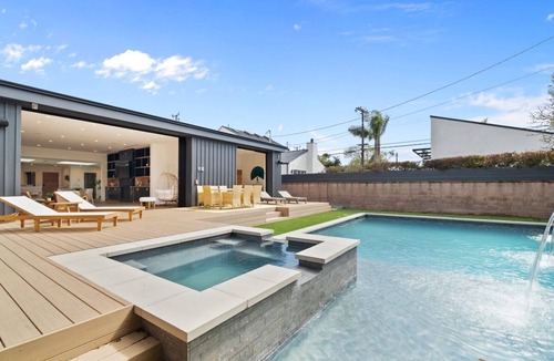 Venice House | Venice Open Designer House w Pool