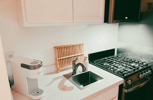 San Clemente Apartment | Walk to Beach! - Cozy SC Studio