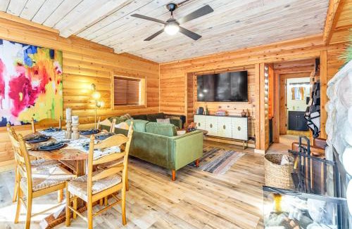 Twain Harte House | Walk to Golf, Lake: Twain Harte Cabin w/Fireplace