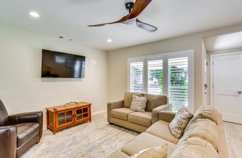 Benton Tract House | Walk to Park & Aquatic Center: Airy Redding Home!