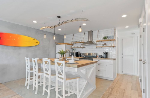 San Clemente House | Walk to Trestles Beach | Duplex w/Ocean View | El Camino Surfhouse by AvantStay