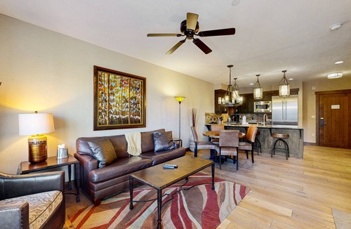Breckenridge Apartment | Water House on Main Street