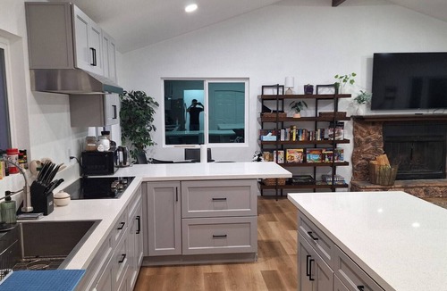 Clearlake House | Waterfront 3-bedroom house in Clearlake Park with private dock