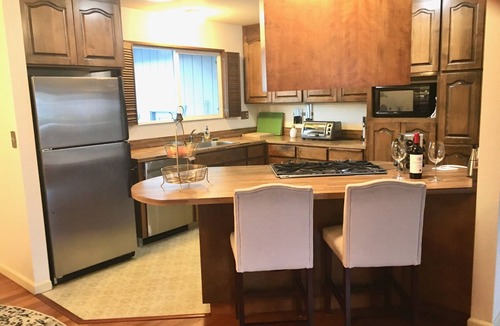 San Rafael House | Waterfront home with King Bed, spacious, clean, pet friendly. Near SF, Napa