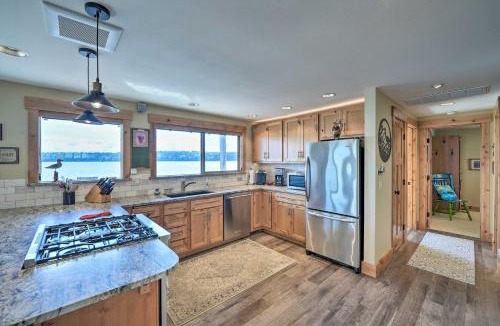 Anacortes House | Waterfront Similk Bay Compound w/Luxury Amenities