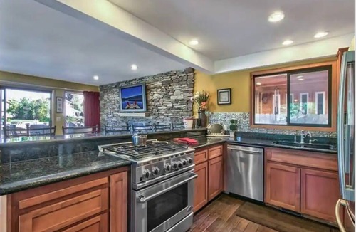 Tahoe Keys House | Waterfront South Lake Tahoe Home with Private Dock Hr013393