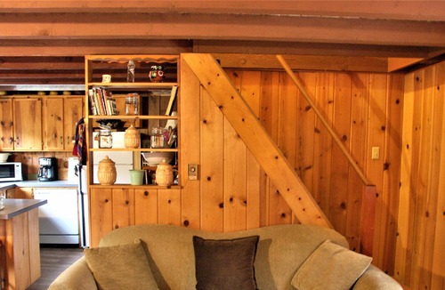 Leavenworth Cottage | Wenatchee River Banks