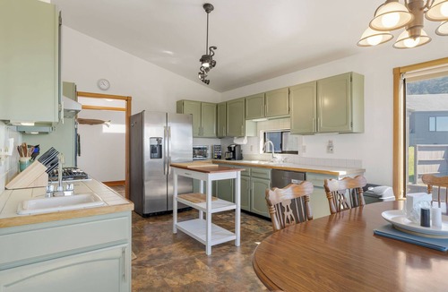 Sea Ranch House | Whaletale Sea Ranch Retreat, Ocean views, king bedrooms dog friendly